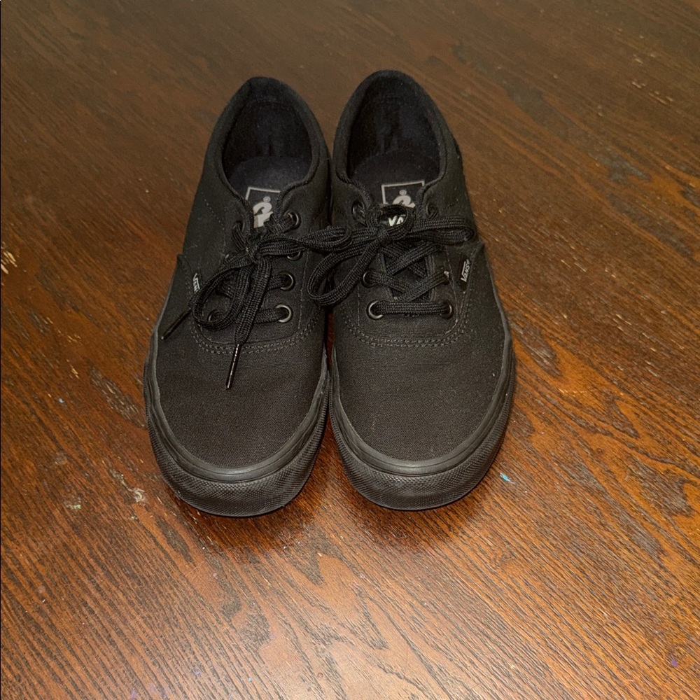 Vans Women’s Size 6.5 All-Black Low-Top Canvas Sneakers